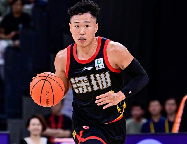 开云官网-17投狂砍32分5助！这才是CBA顶级得分手，郑永刚率队冲冠的杀手锏